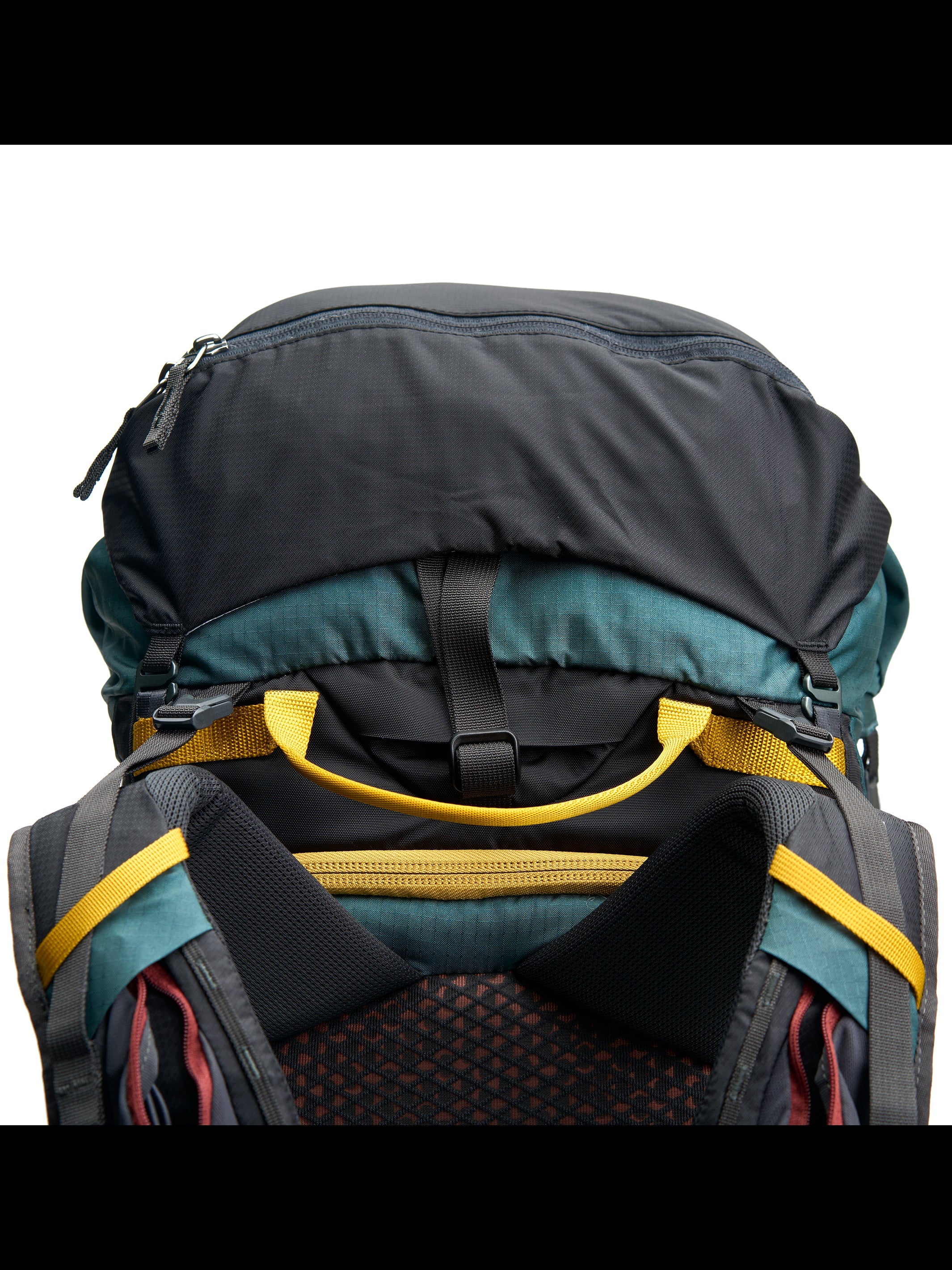 Pingora Outro Detachable Top Pocket for Backpacking