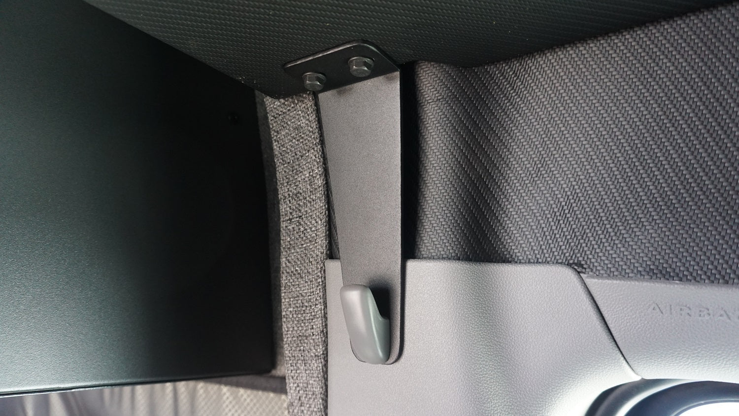 2007-2018 / Sprinter Raised Headliner Shelf