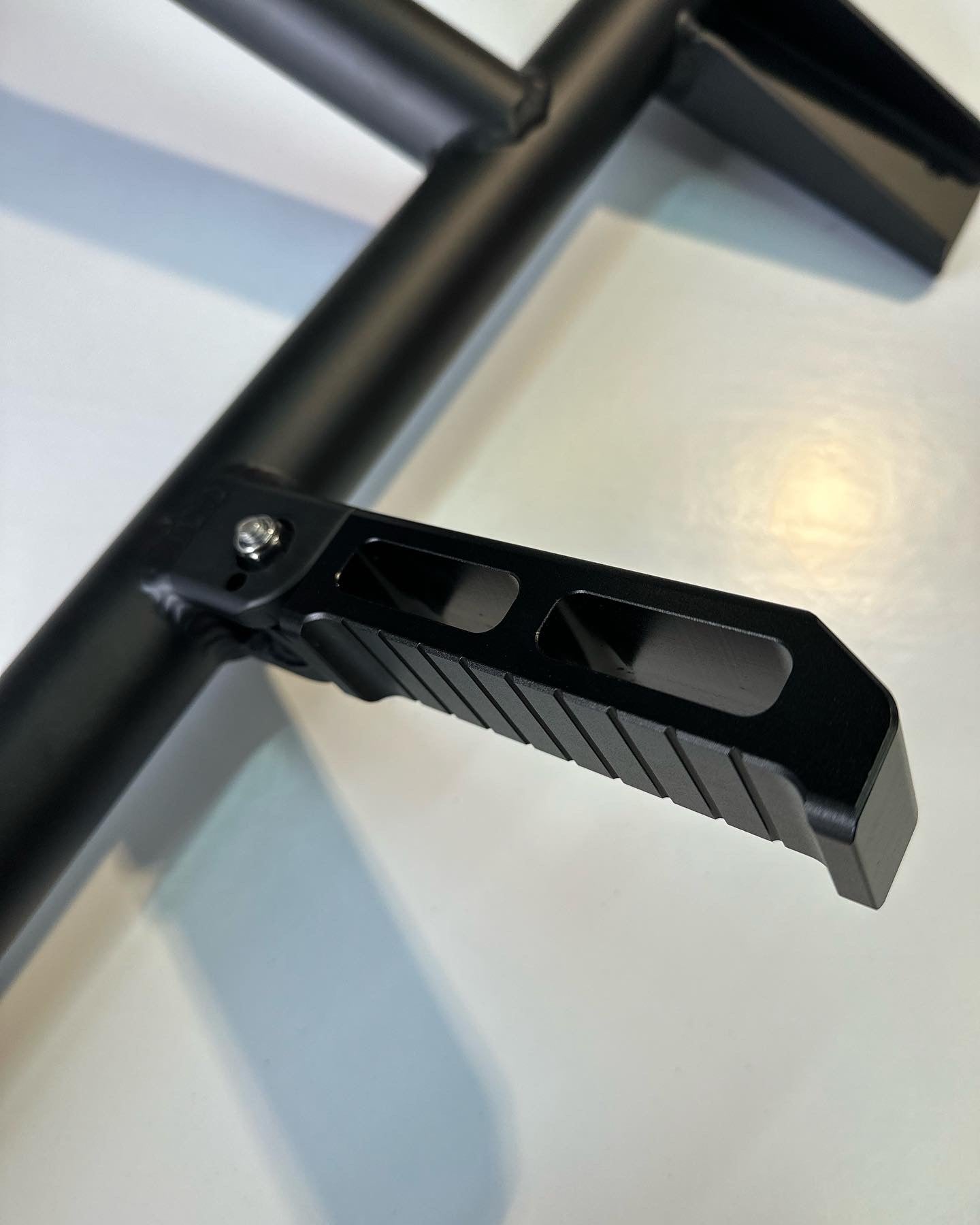 Ford Transit Two-in-One Tire Ladder Carrier 180° Door Hinge