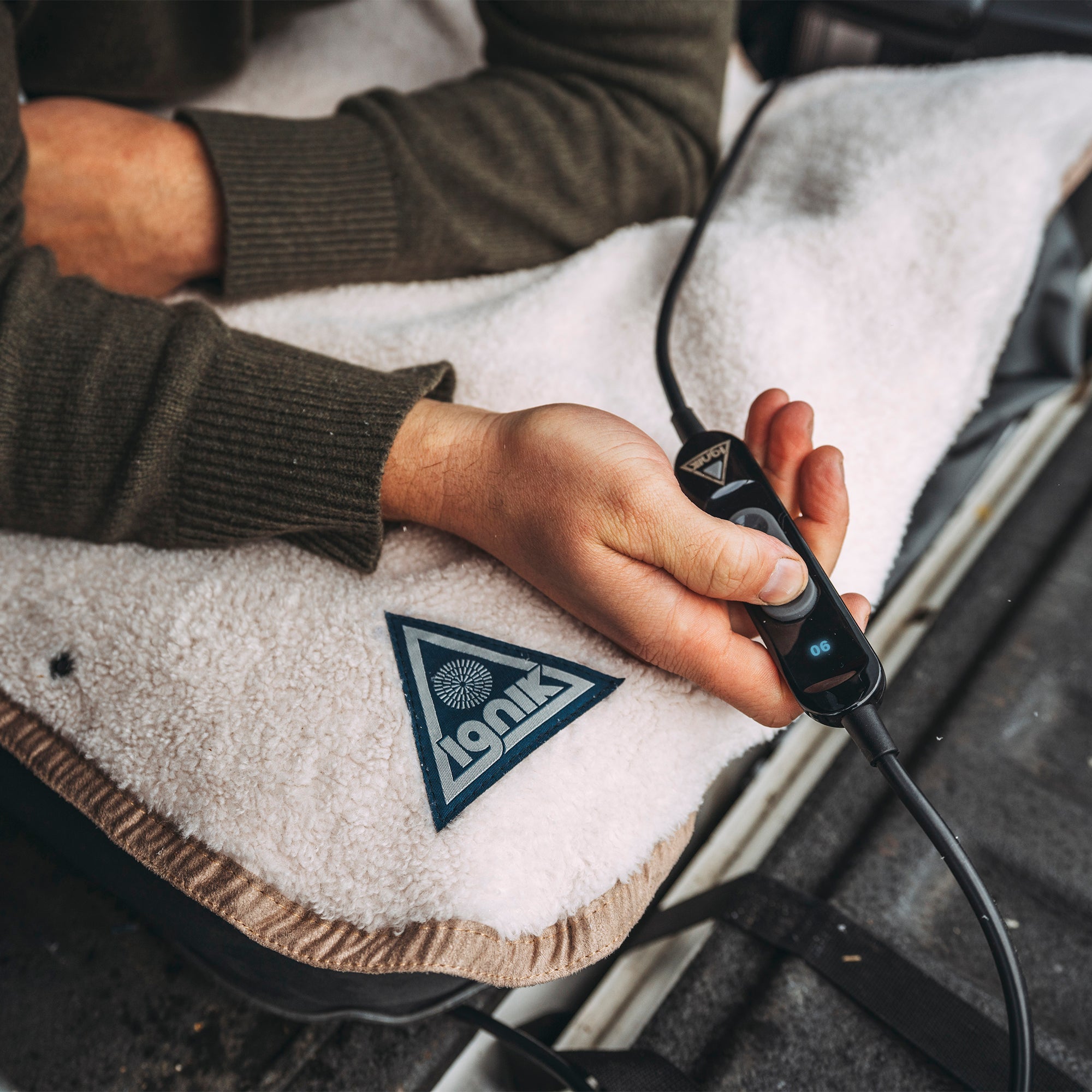 Flipside Heated Bed Cover Fleece