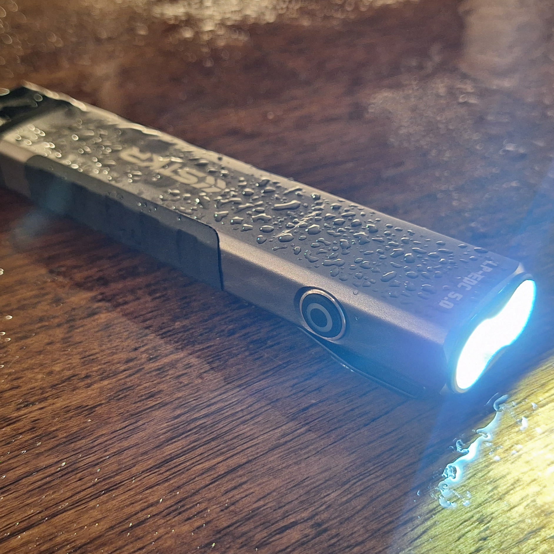 LP-EDC 5.0 Low Profile Everyday Carry Ultra-Thin Flashlight