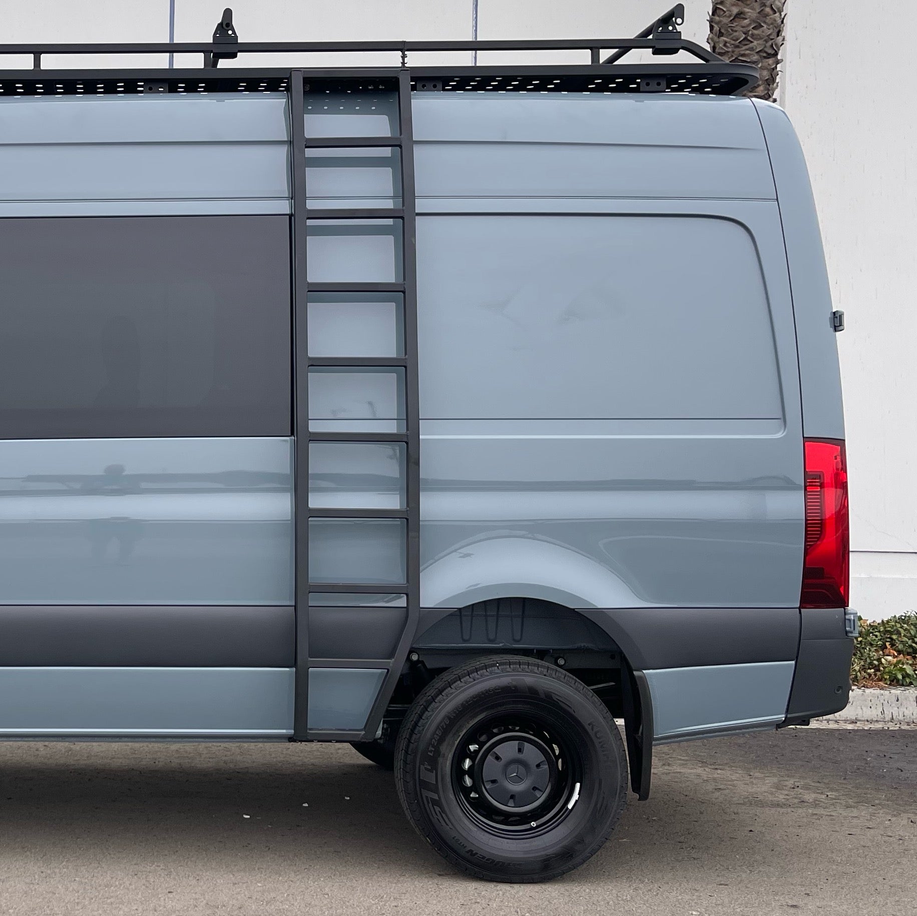 07+ Sprinter Van Side Ladder Fender Fit